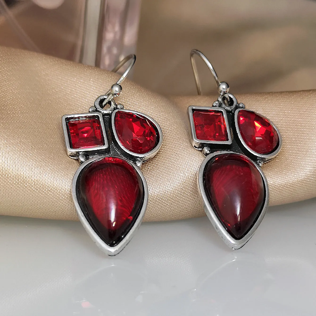 Wholesale wine red candy crystal gemstone alloy Earrings