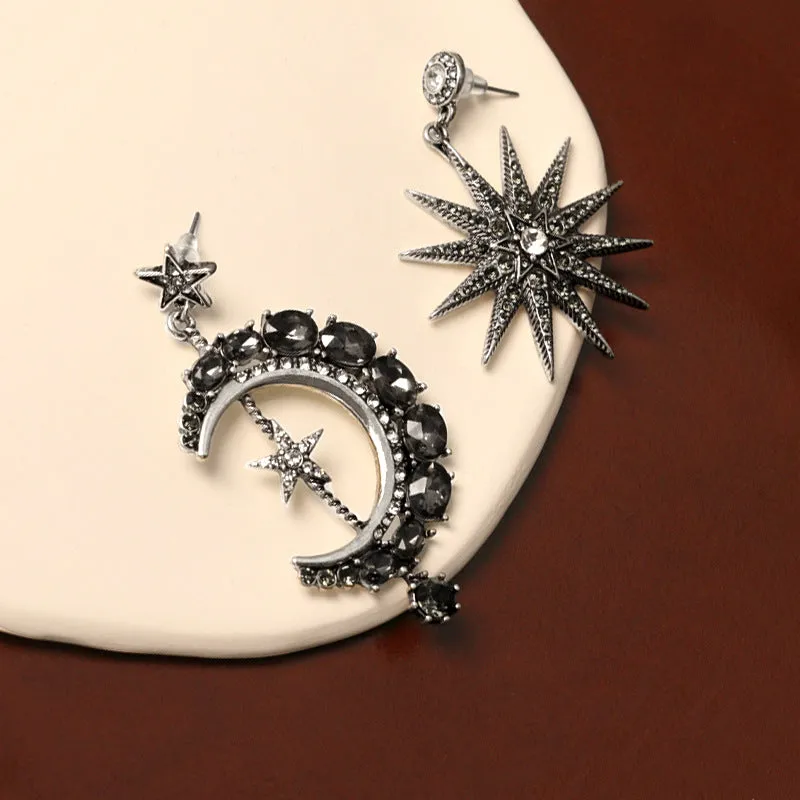 Wholesale Zinc Alloy Star and Moon Asymmetric Earrings
