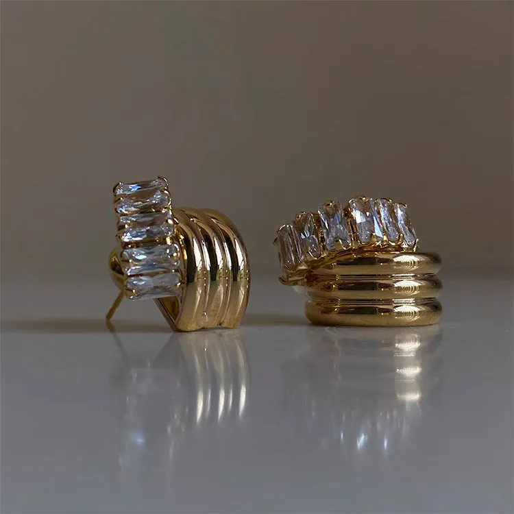 Wholesale Zirconia Metal Staggered Fashion Earrings