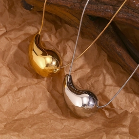 Wholesale 18K Gold Plated Stainless Steel Hollow Water Drop Necklace