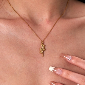 Wholesale 18K Gold-plated Three-dimensional Rose Niche Clavicle Chain Stainless Steel Necklaces