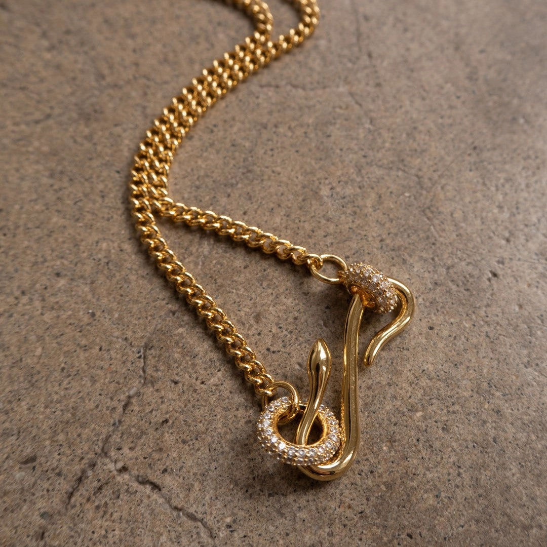 Wholesale 18k Gold-plated Titanium Steel Retro Snake Shaped Necklace