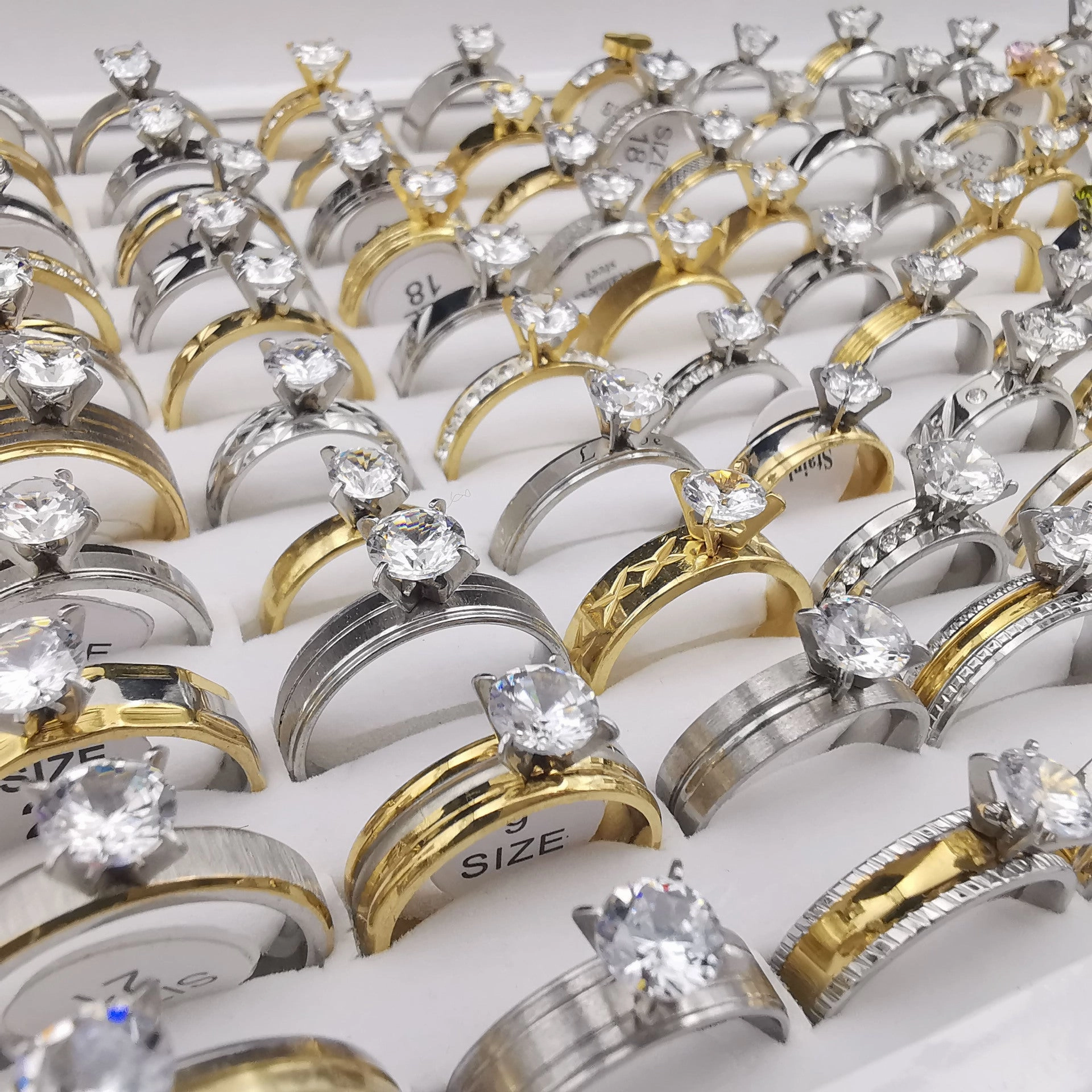 Wholesale 20PCS Stainless Steel Random Zircon Ring