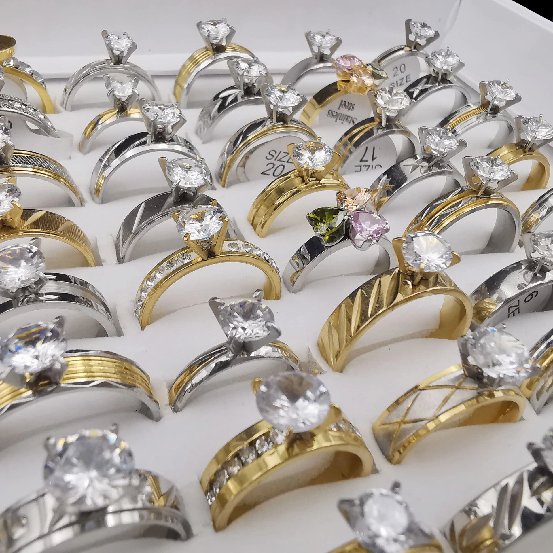 Wholesale 20PCS Stainless Steel Random Zircon Ring