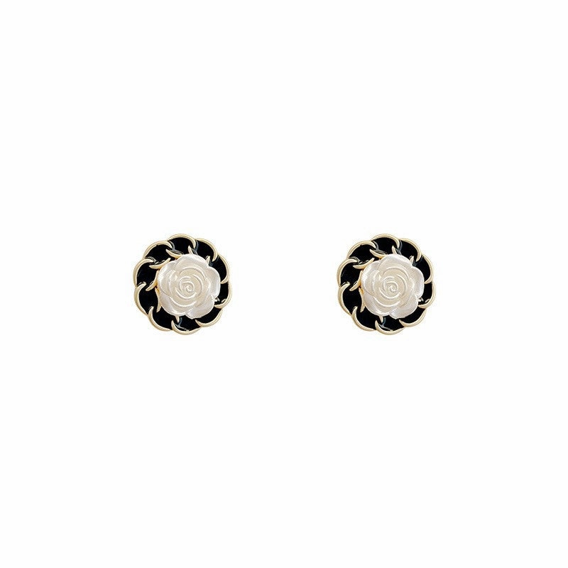 Wholesale 925 silver needle pearl vintage earrings