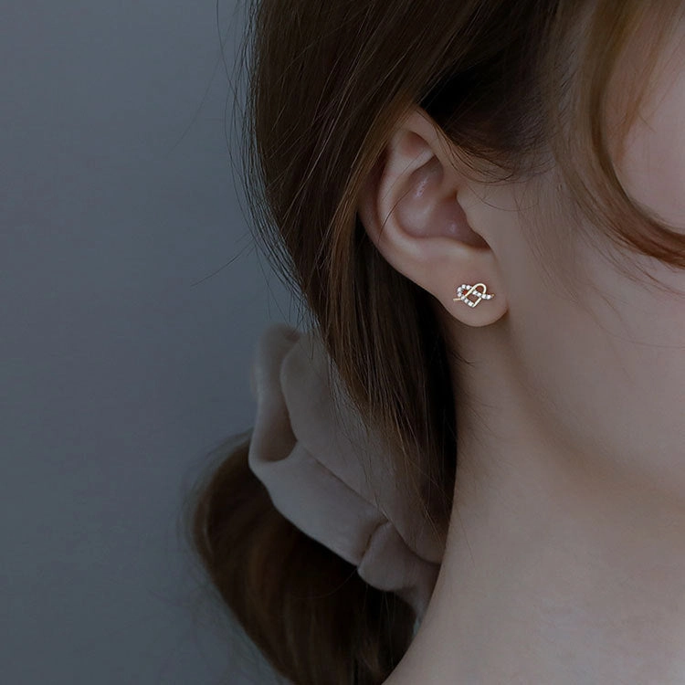 Wholesale 925 Sterling Silver Heart-shaped Zircon Earrings