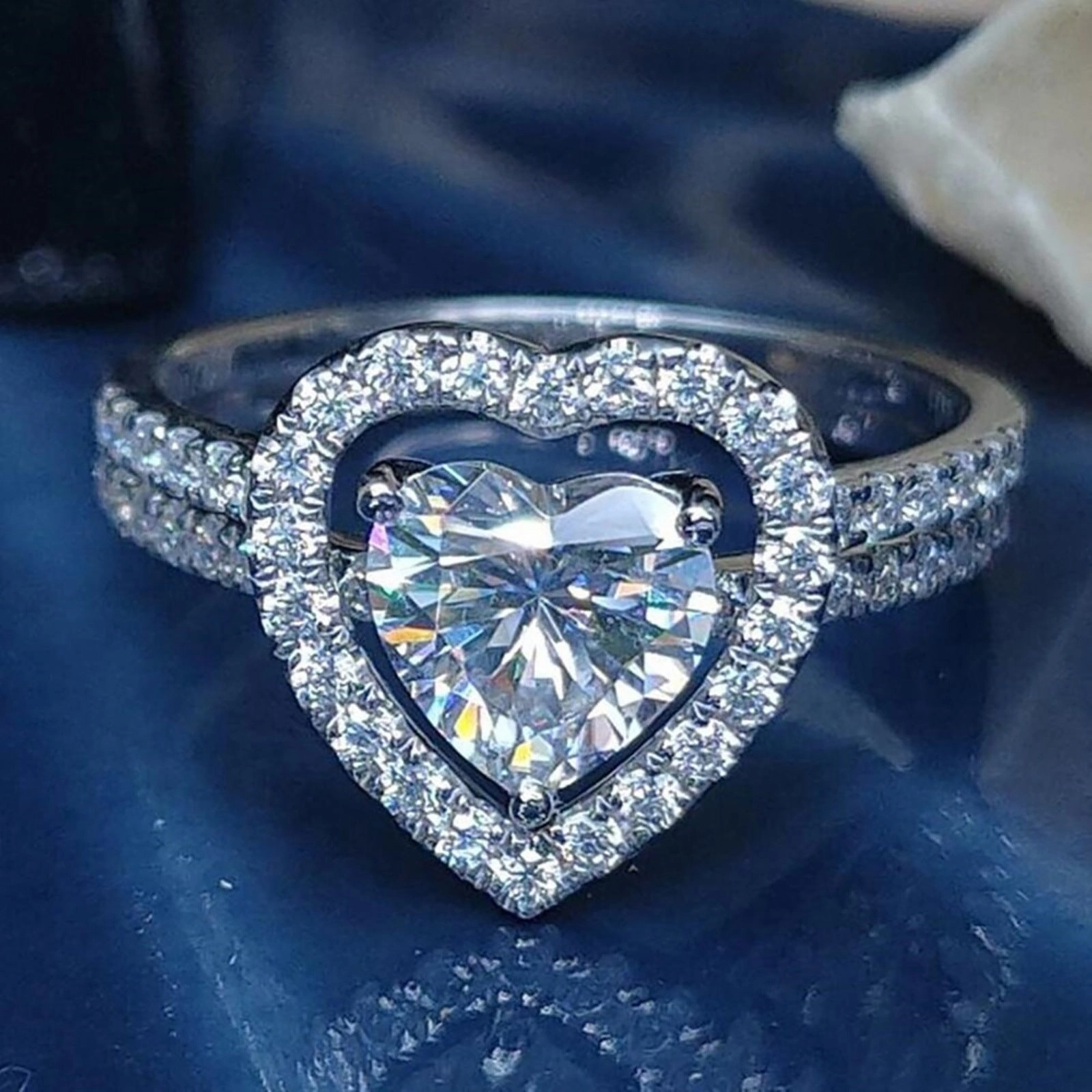 Wholesale Alloy Diamond Heart Love Versatile Ring