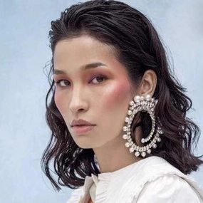 Wholesale Alloy Diamond Inlaid Pearl Round Earrings