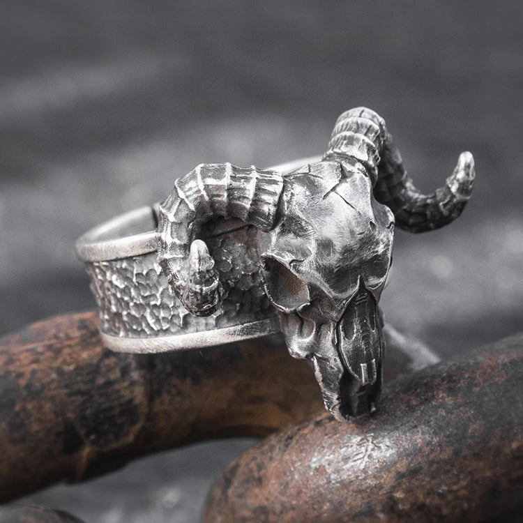 Wholesale Alloy Retro Punk Skull Horn Ring