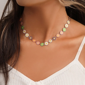 Wholesale Alloy Small Daisy Flower Clavicle Necklace