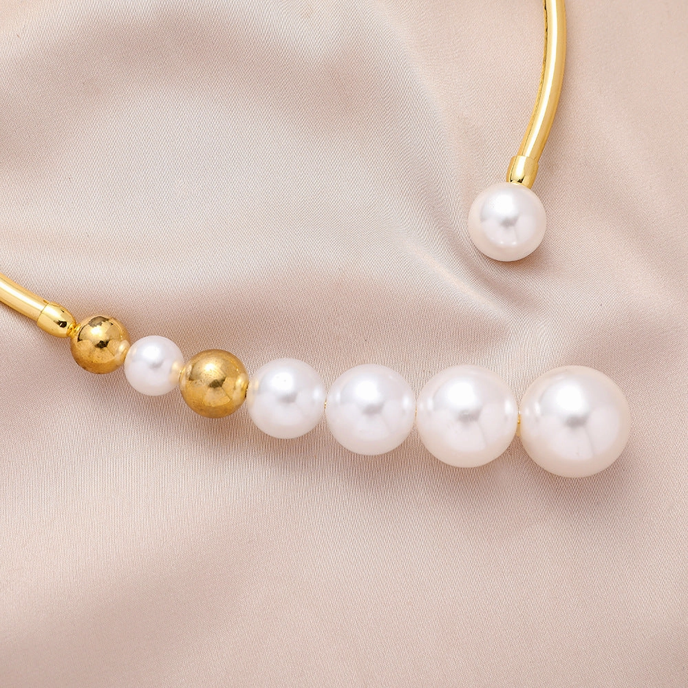 Wholesale Alloy Small Gold Bead Open Clavicle Necklace