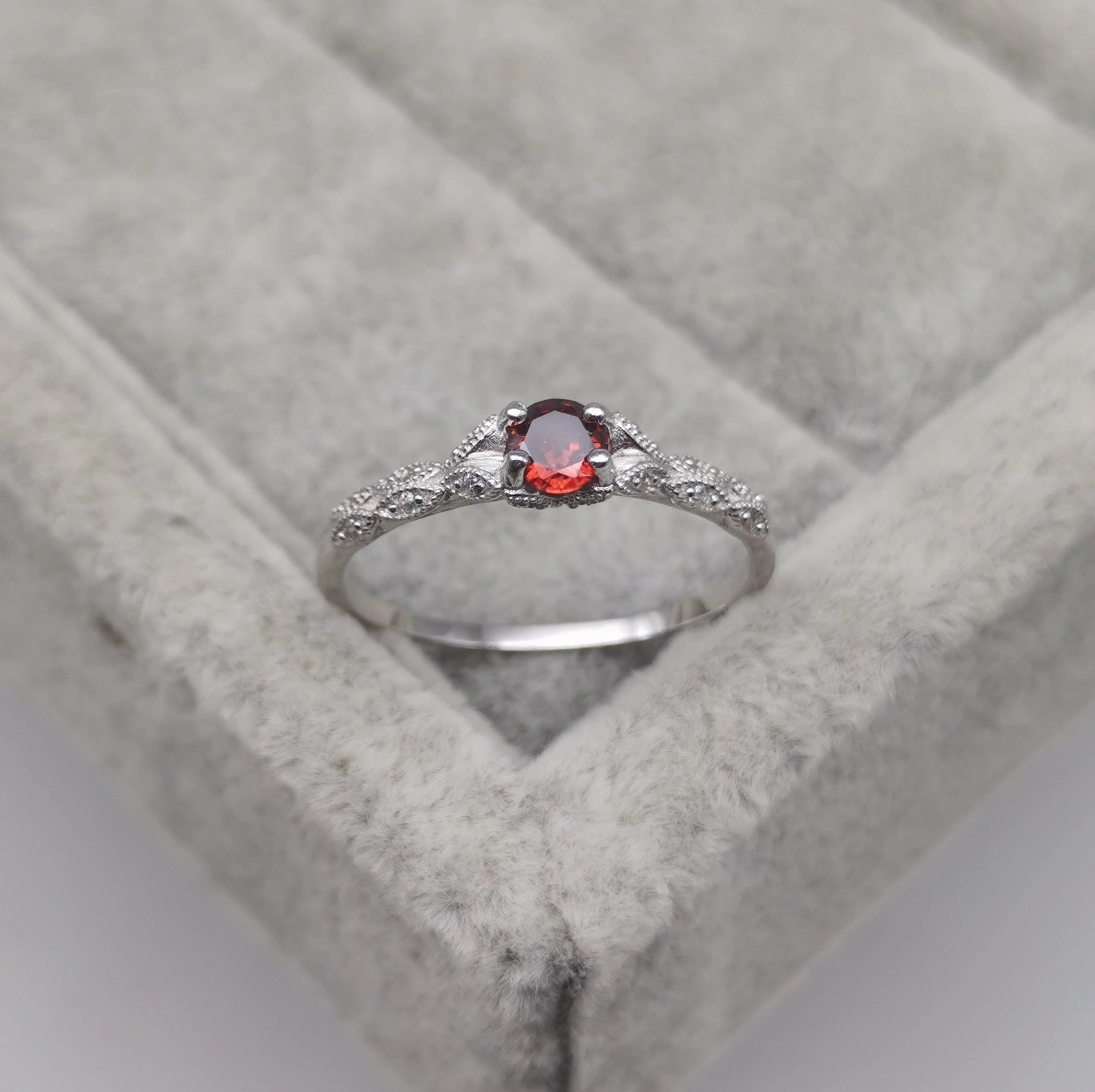 Wholesale Amethyst Zircon Alloy Rings