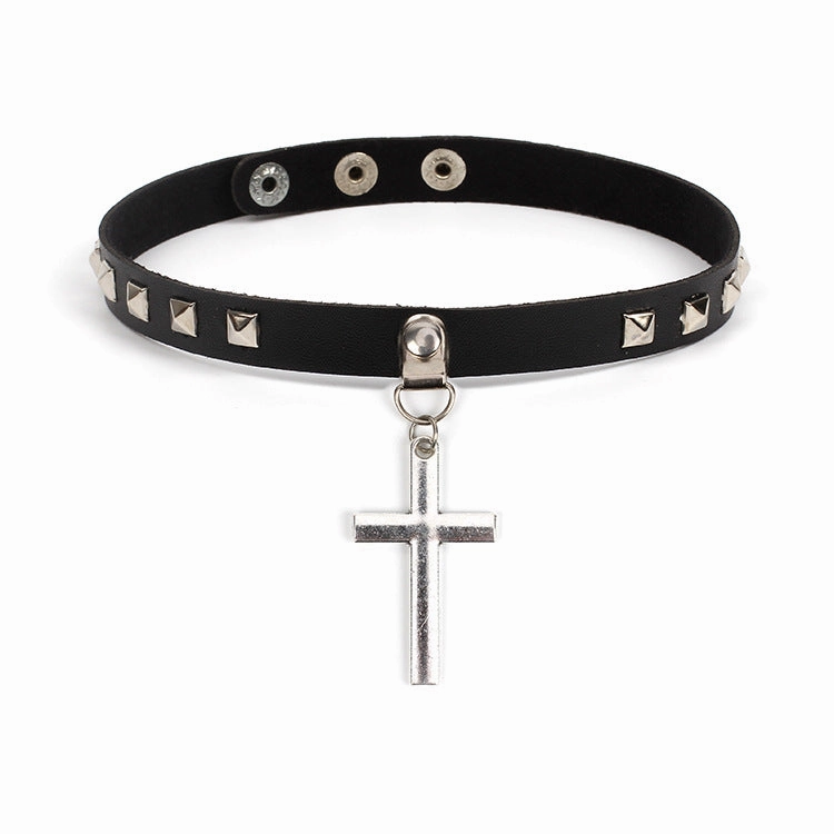 Wholesale Black Punk Choke Geometric Heart Leather Collar