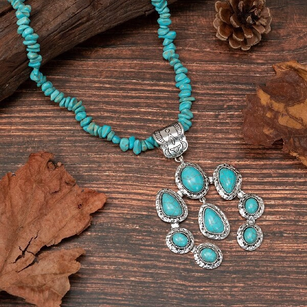 Wholesale Bohemia Water Drop Shape Turquoise Pendant Necklaces