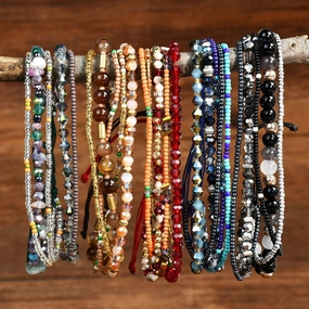 Wholesale Bohemian multi-layer natural gravel crystal beaded bracelet
