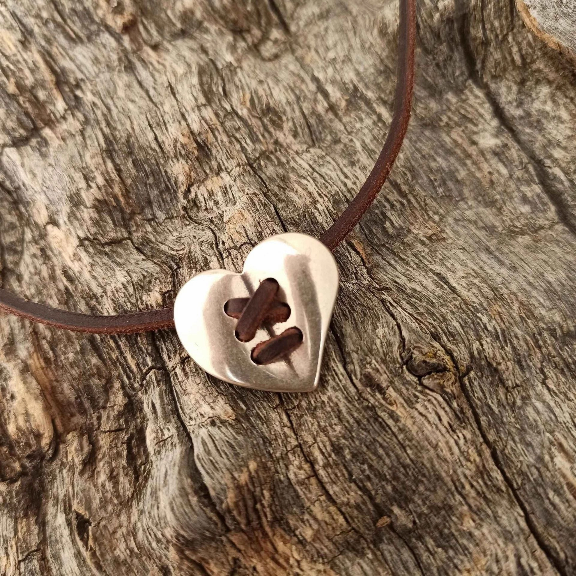 Wholesale Boho Wax Rope Heart Pendant Necklaces
