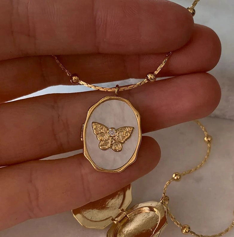 Wholesale Butterfly Seashell Photo Album Openable Copper Necklaces