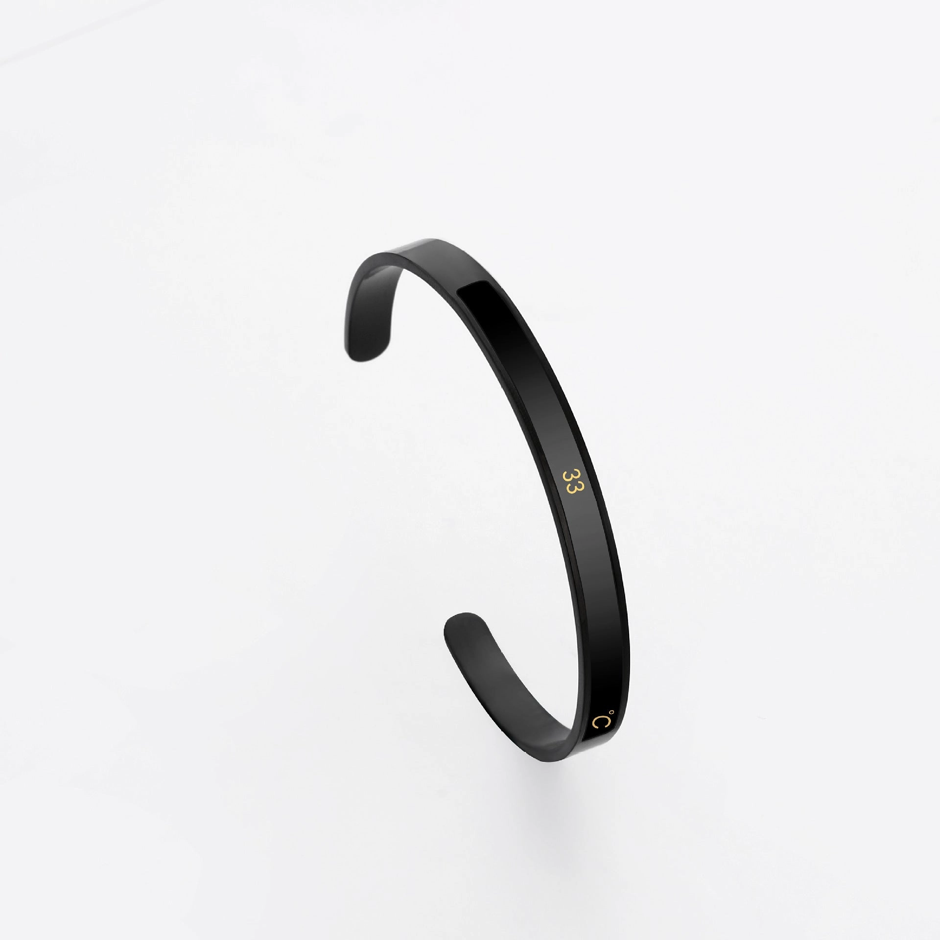 Wholesale C-shaped Titanium Steel Temperature Sensing Bracelet