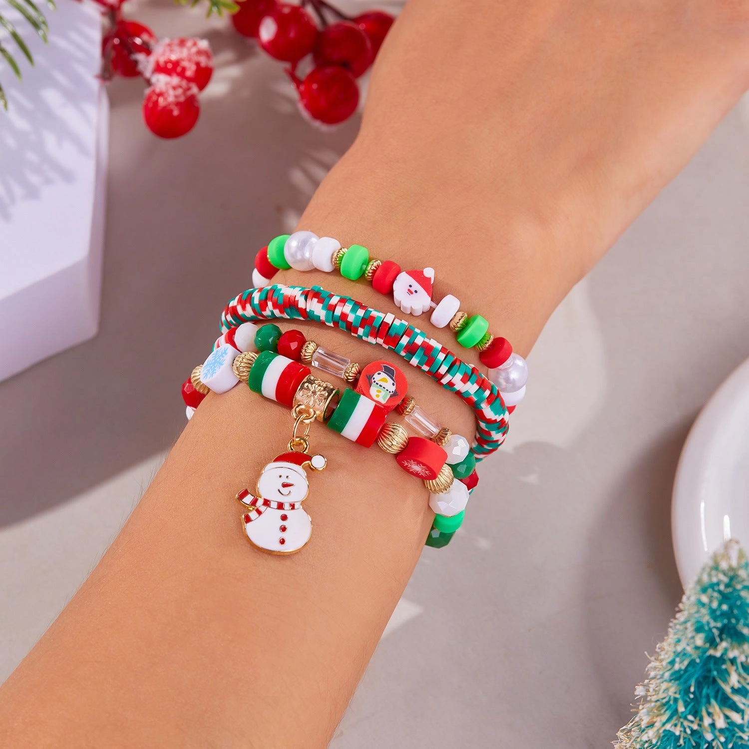 Wholesale Christmas Colorful Acrylic Diamond Snowflake Bell Elastic Beaded Bracelet