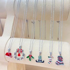Wholesale Christmas Series Diamond Wreath Stainless Steel Necklaces