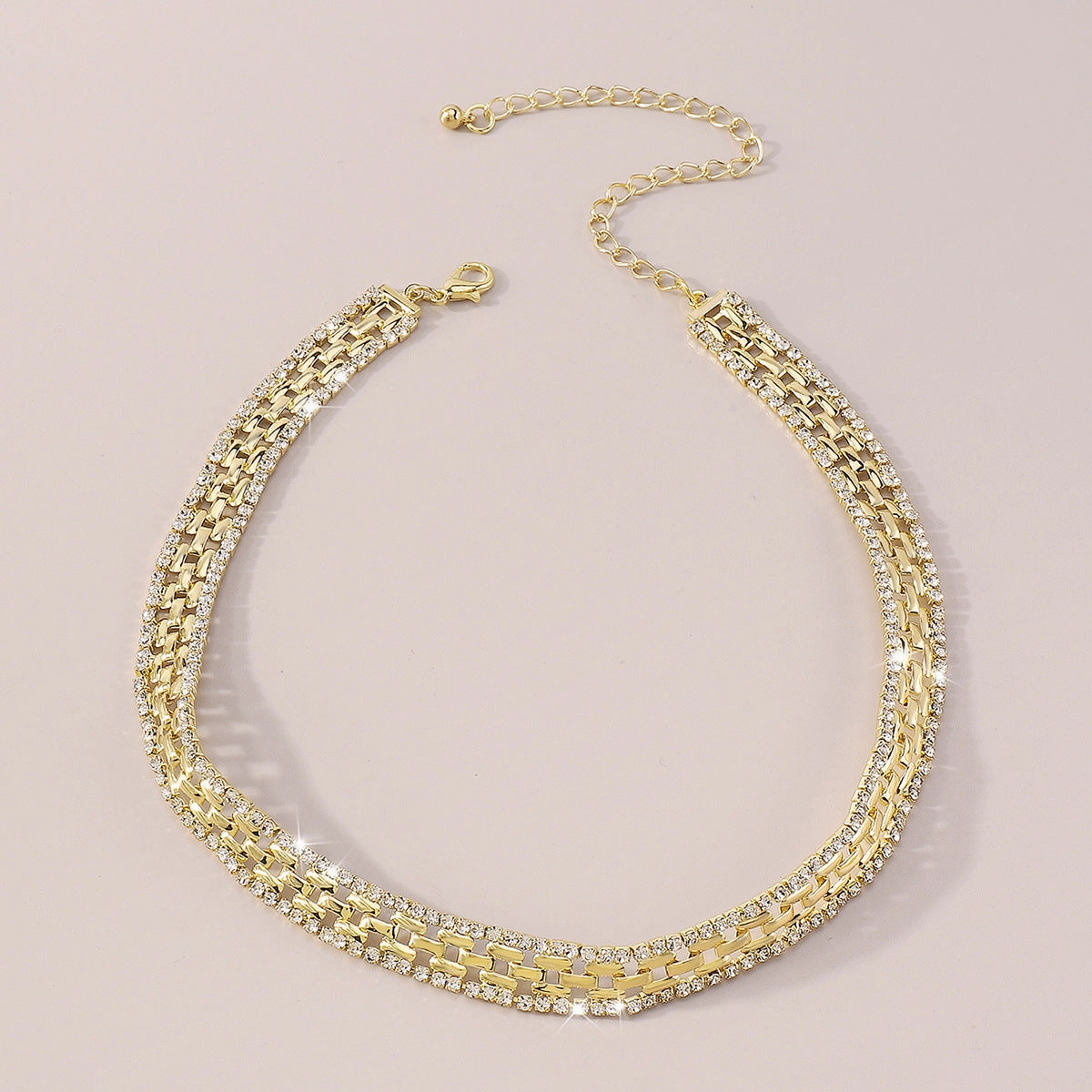 Wholesale Claw Chain Rhinestone Tassel Alloy Necklaces