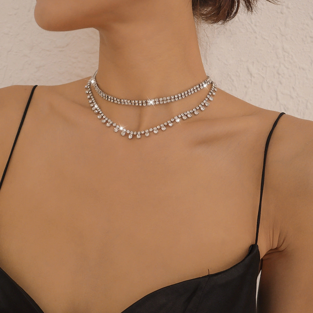 Wholesale Claw Chain Rhinestone Tassel Alloy Necklaces