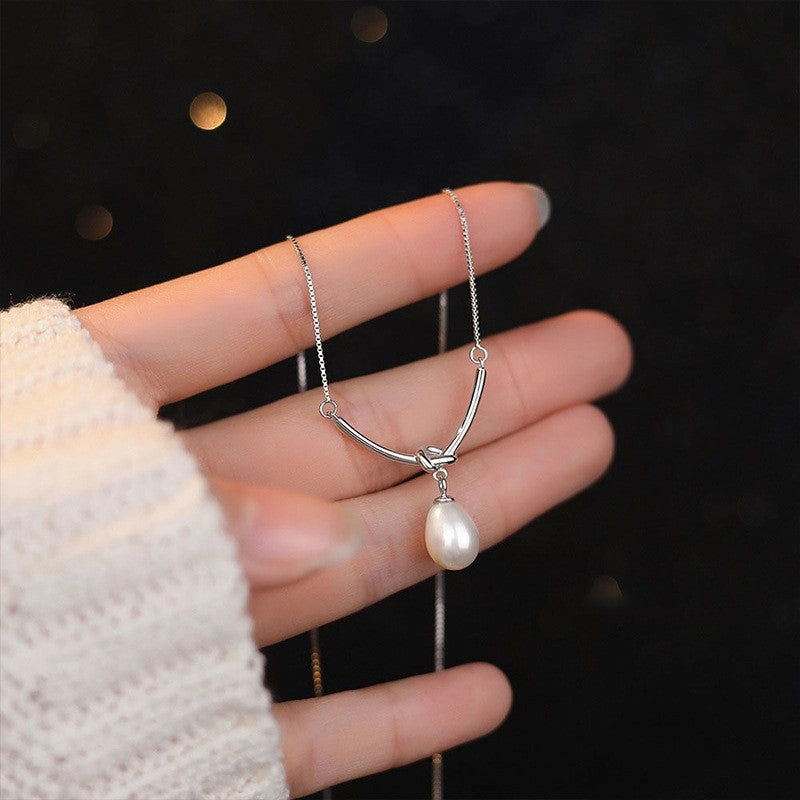 Wholesale Collarbone Natural Stone Necklaces
