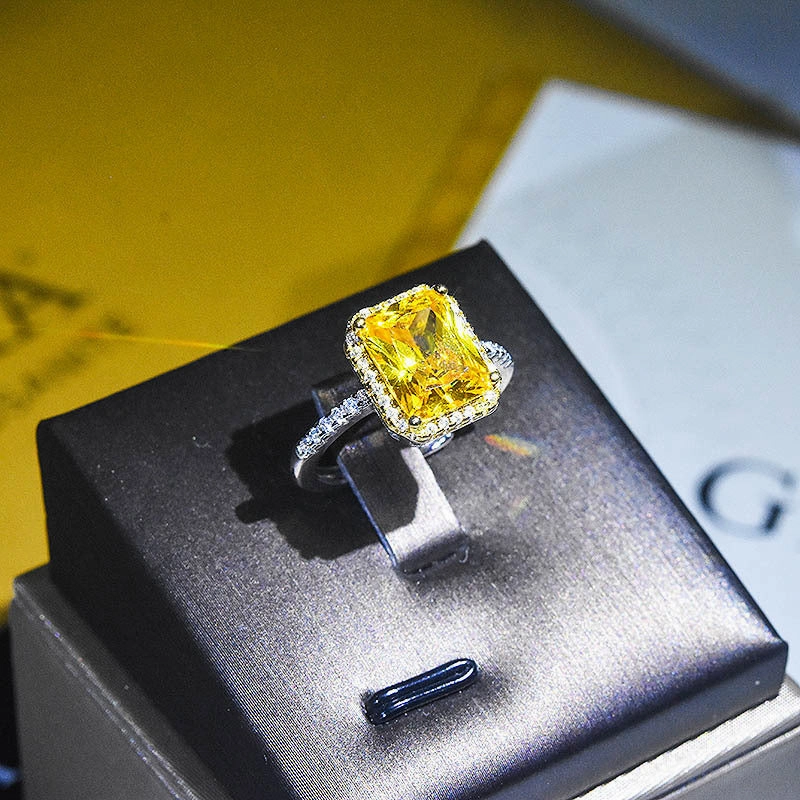 Wholesale Copper Inlaid Yellow Diamond Two-Tone Ring