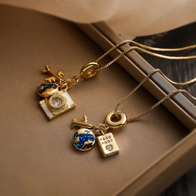 Wholesale Creative Copper Gold Plated Zircon Camera Passport Necklace Clavicle Chain