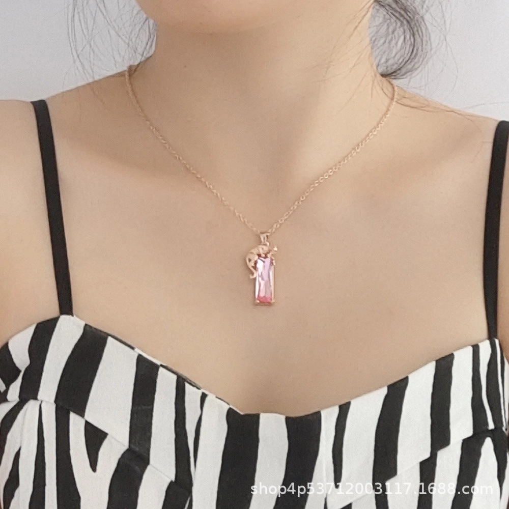 Wholesale Crystal Panther Pendant Alloy Necklaces