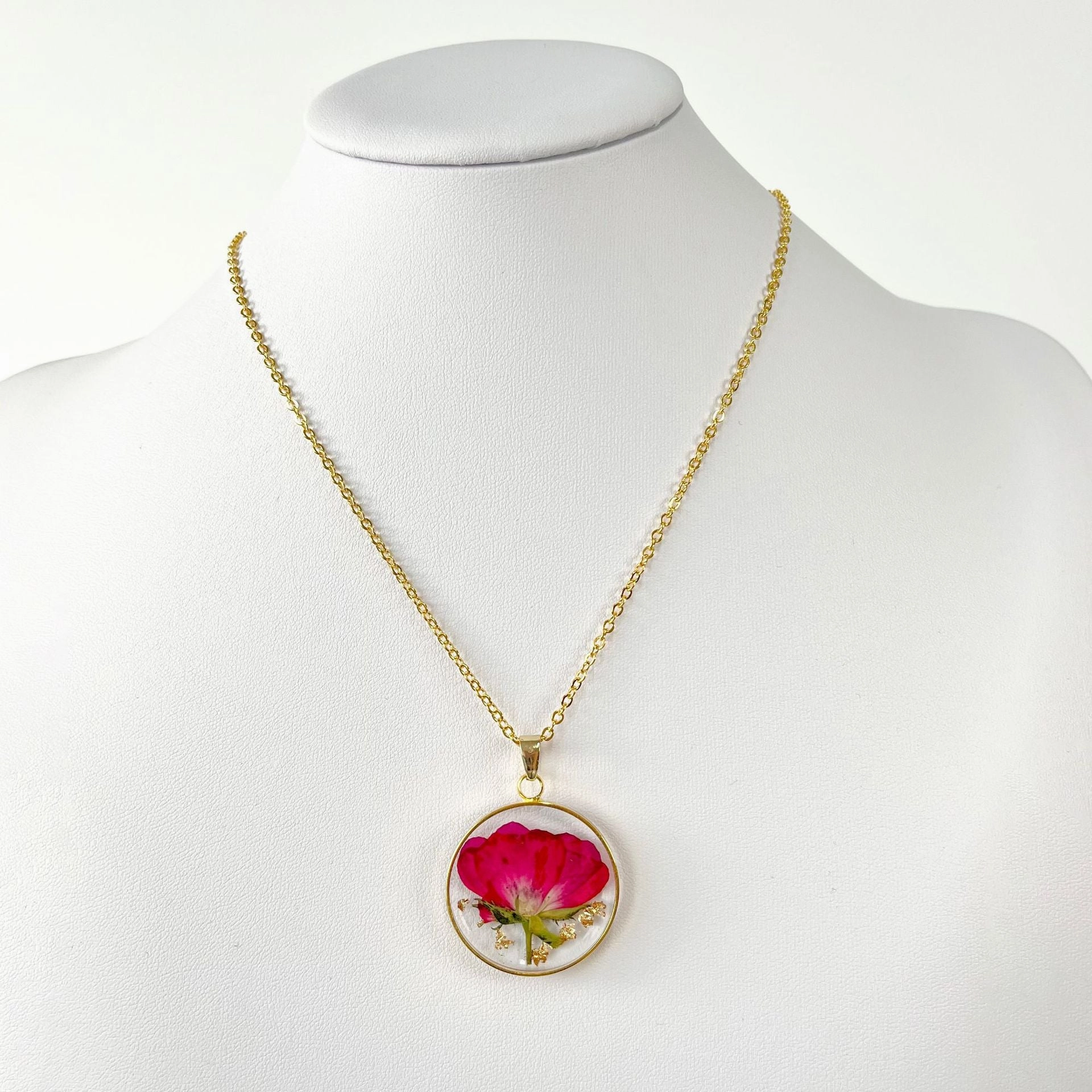 Wholesale Dried Flower Creative Resin Necklace