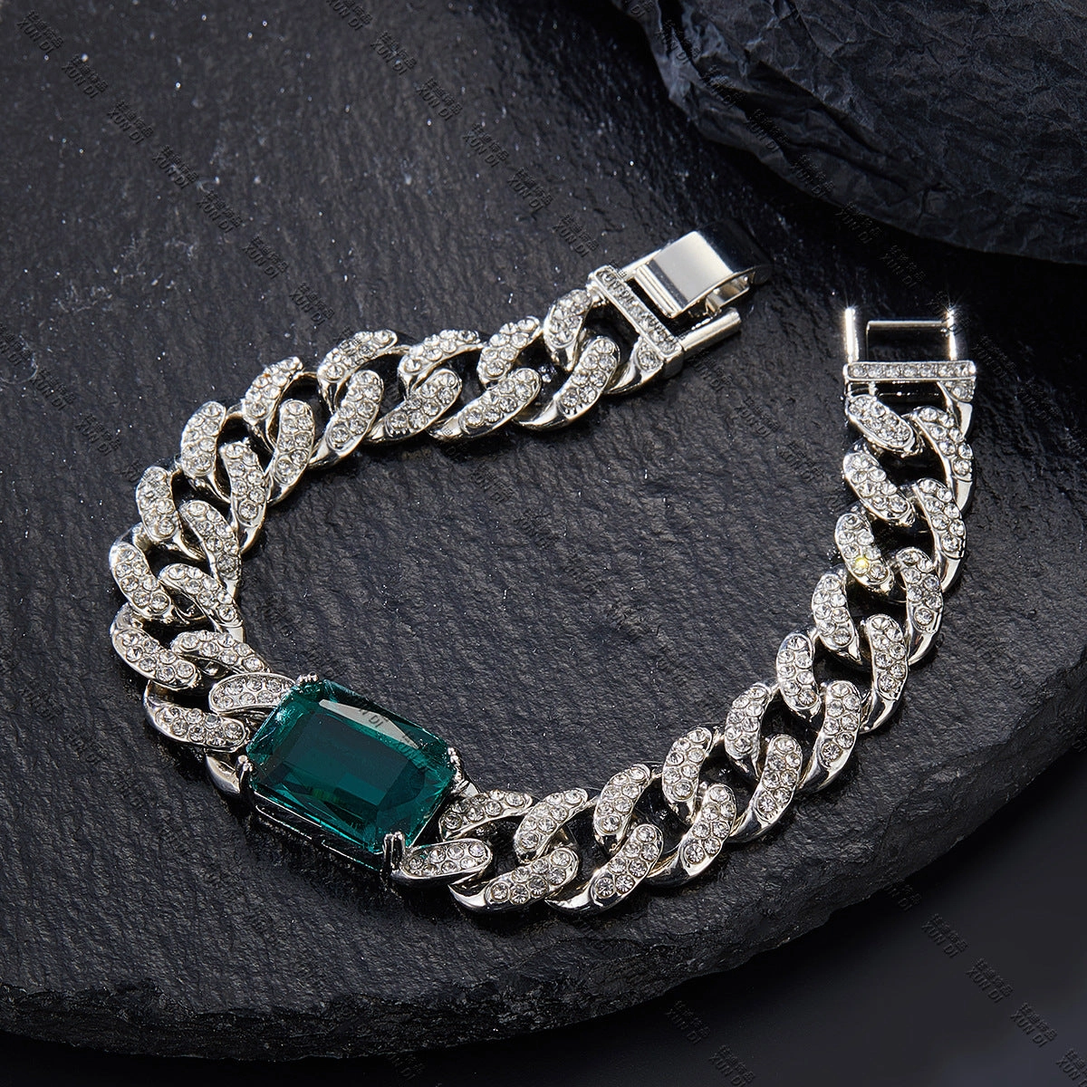 Wholesale Emerald Alloy Rhinestone Cuban Necklaces