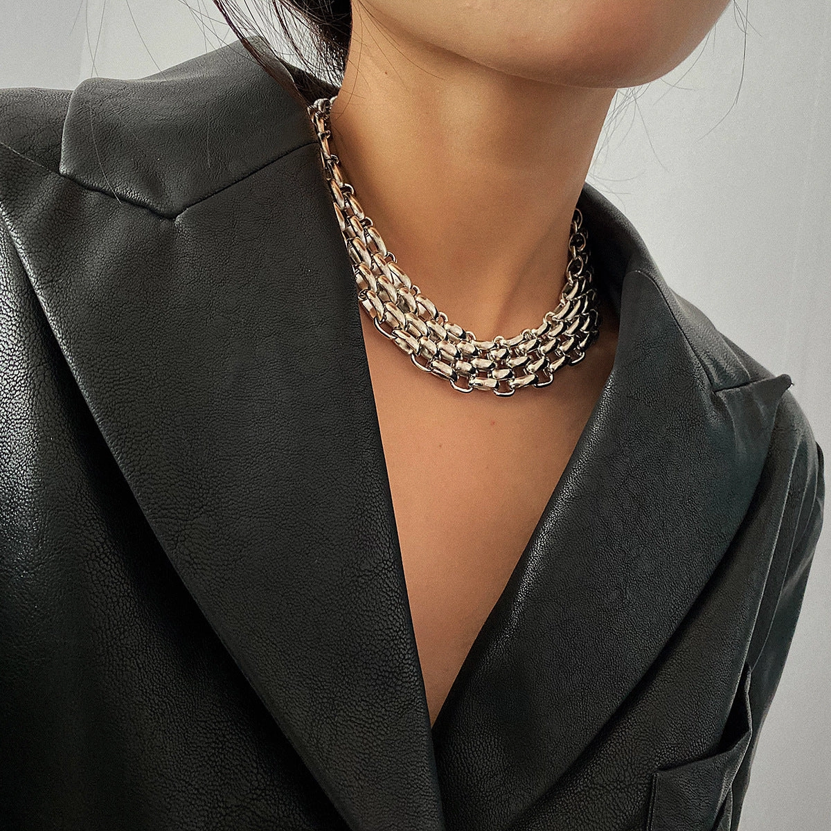 Wholesale Exaggerated Thick Chain Sweater Iron Necklaces