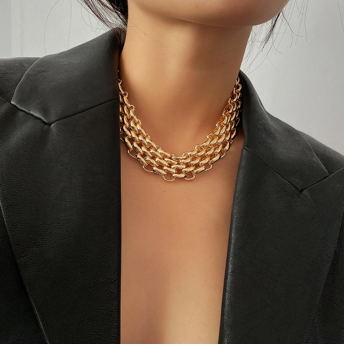 Wholesale Exaggerated Thick Chain Sweater Iron Necklaces