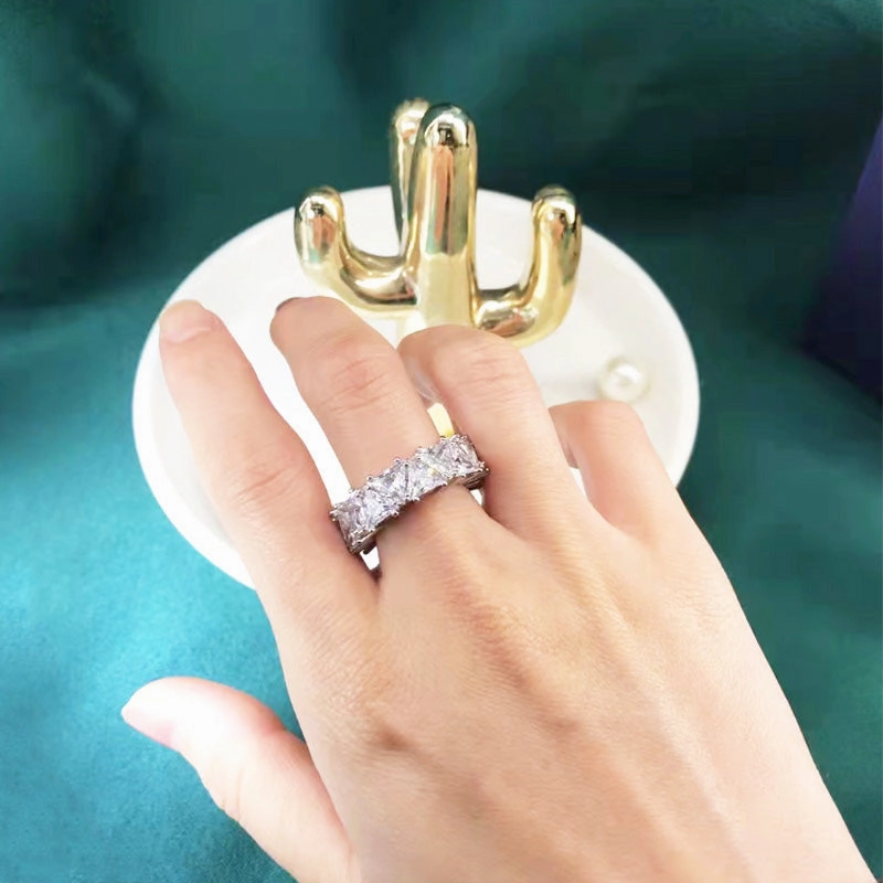Wholesale Full Circle Full Circle Single Row Triangular Zircon Ring OLY-RS-Caoshi002
