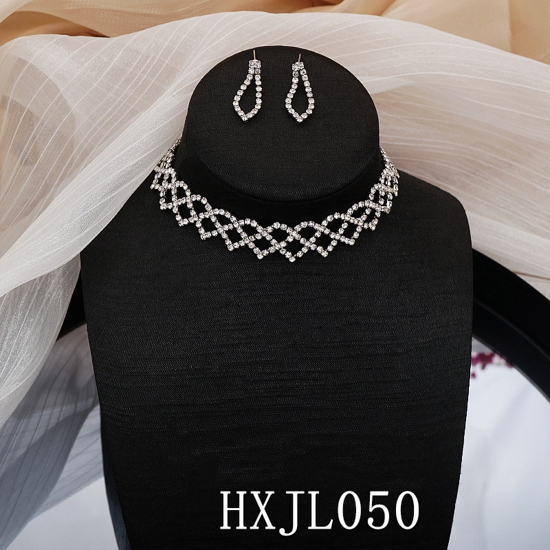 Wholesale Full Diamond Flower Shiny Necklaces