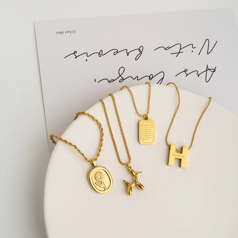 Wholesale Golden Titanium Steel Non-fading Necklace Clavicle Chain