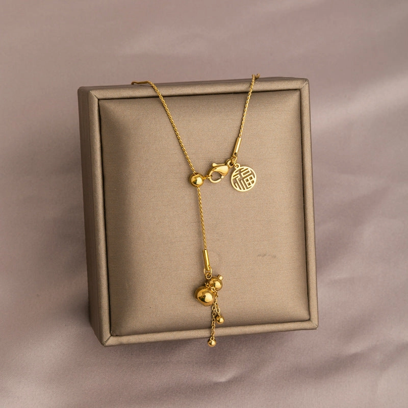 Wholesale Golden Titanium Steel Non-fading Necklace Clavicle Chain