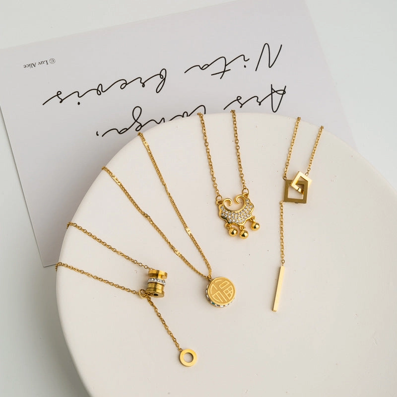 Wholesale Golden Titanium Steel Non-fading Necklace Clavicle Chain