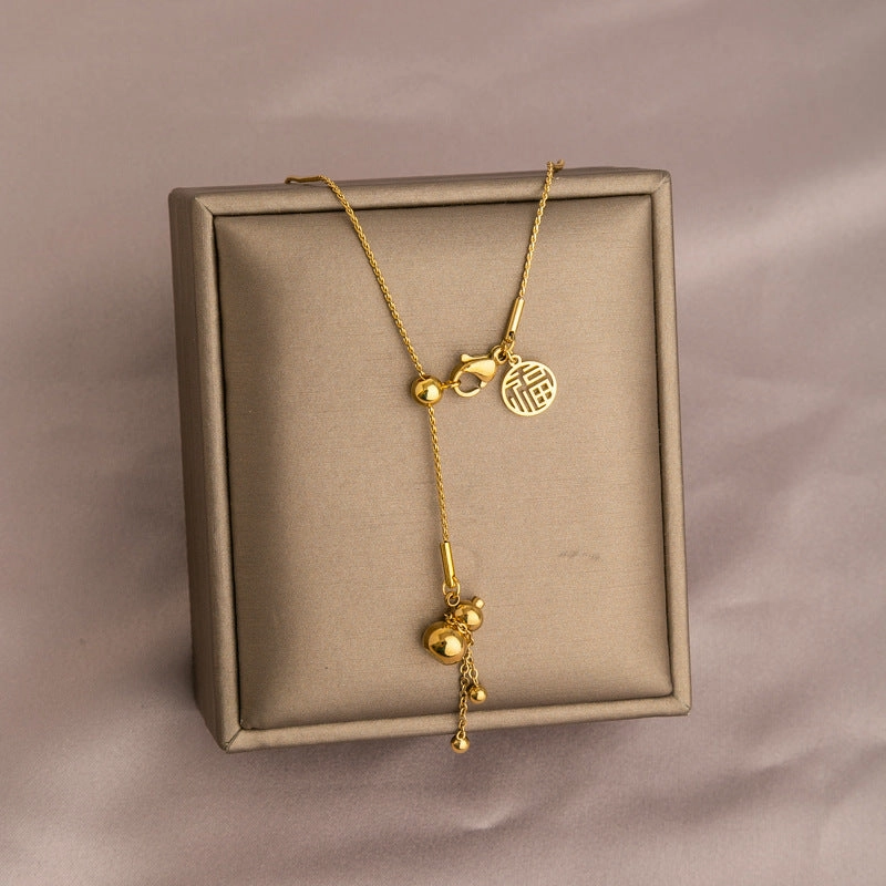 Wholesale Golden Titanium Steel Non-fading Necklace Clavicle Chain
