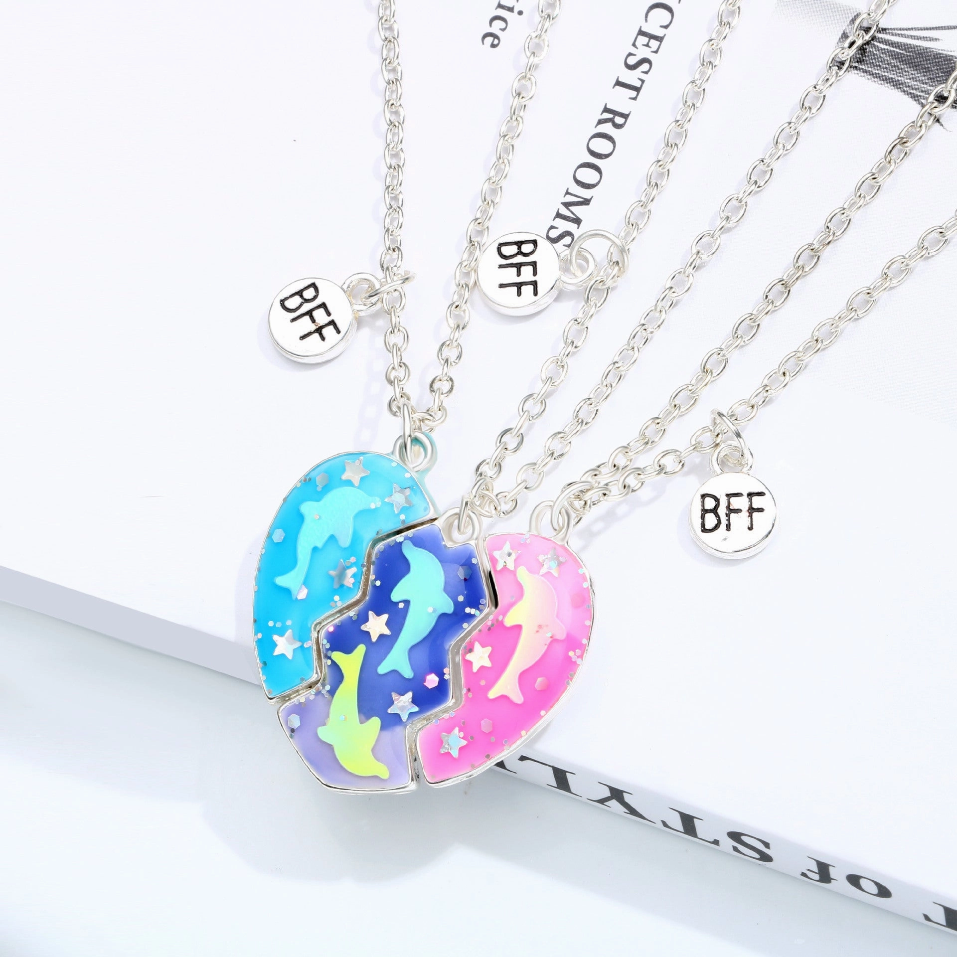 Wholesale Good Friends Kids Dolphin Drip Oil Magnet Stitching Heart Alloy Necklaces