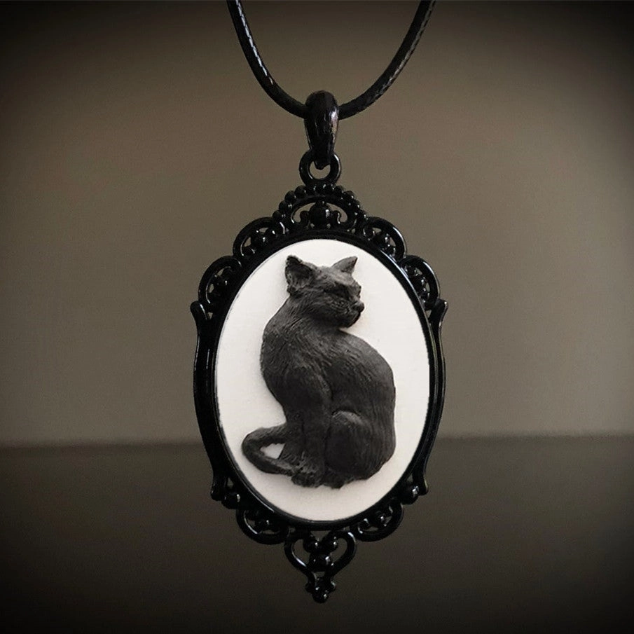 Wholesale Gothic Metal Black Cat Pendant Alloy Necklaces