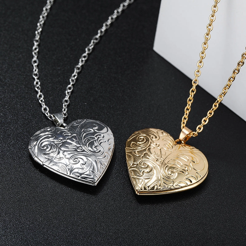 Wholesale Heart Engraved Open Pendant Brass Necklaces