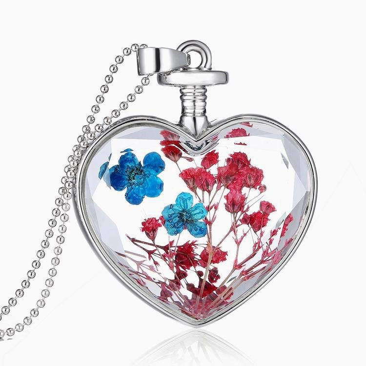 Wholesale Heart Pendant Flowers Heart Crystal Various Plant Dried Flowers Alloy Necklaces