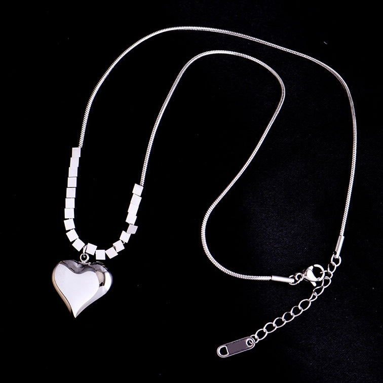 Wholesale Heart Pendant Square Titanium Steel Necklaces
