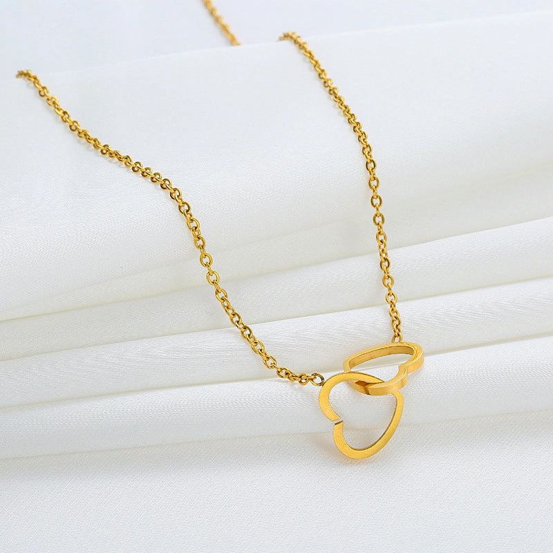 Wholesale Heart Shape Clavicle Titanium Steel Necklaces
