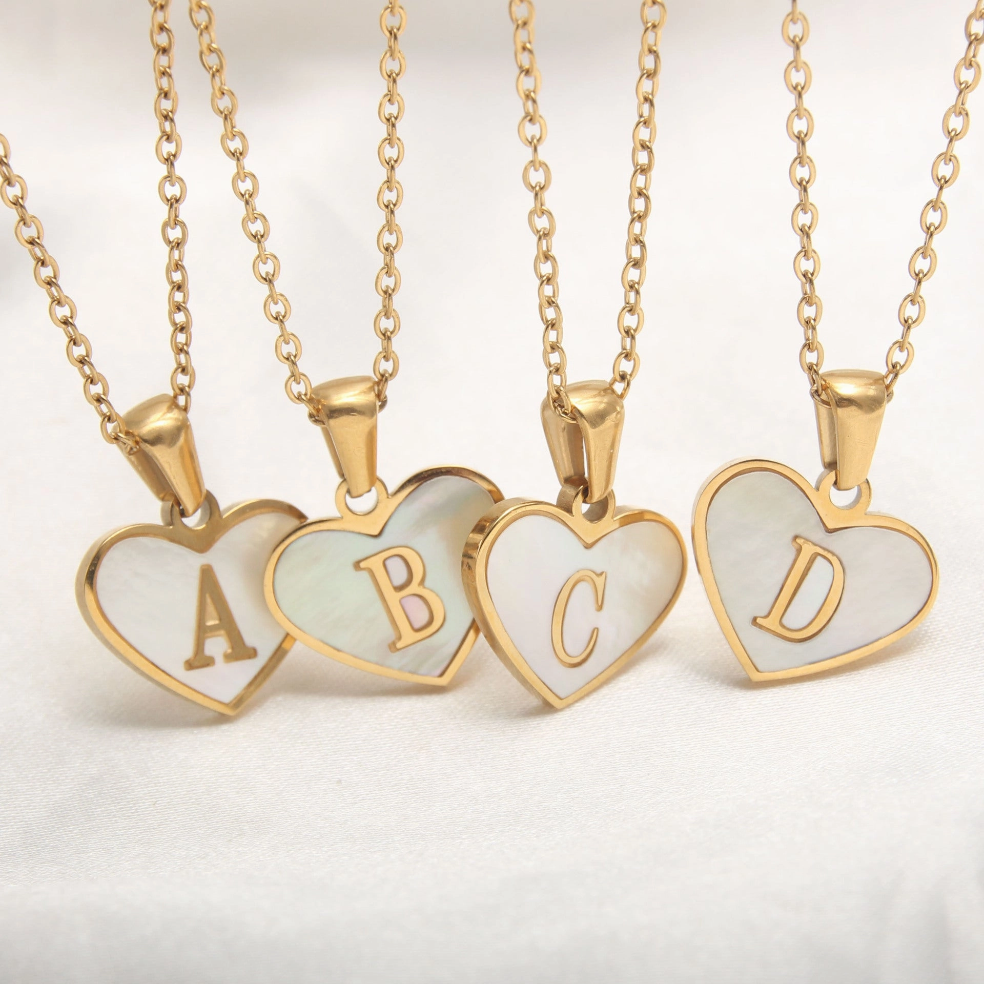 Wholesale Heart Shape Shell Stainless Steel Necklaces