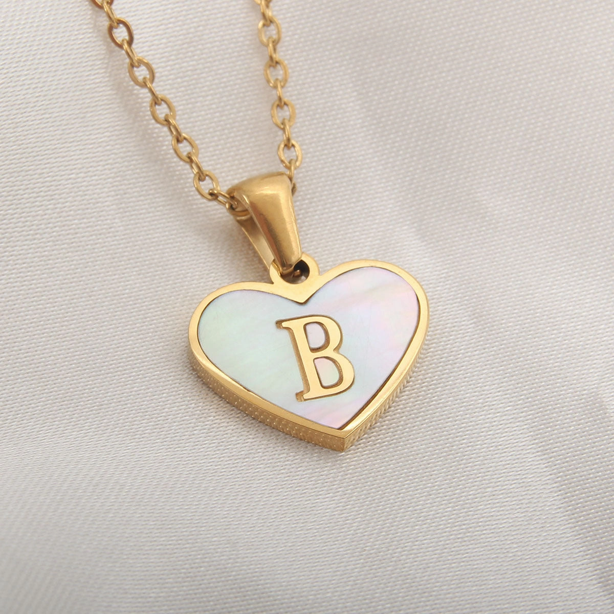Wholesale Heart Shape Shell Stainless Steel Necklaces