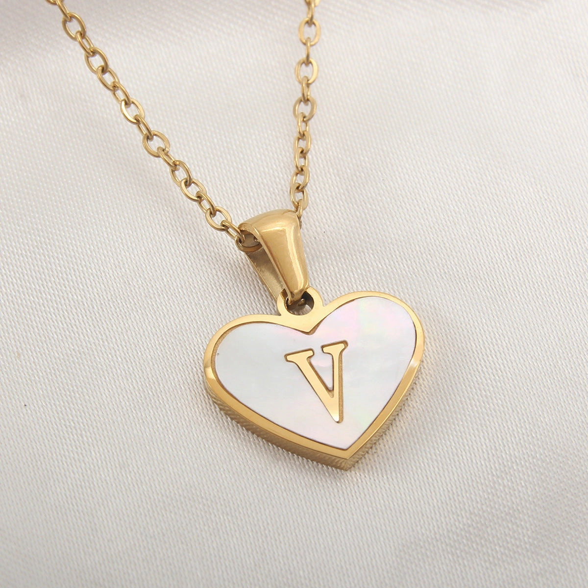 Wholesale Heart Shape Shell Stainless Steel Necklaces