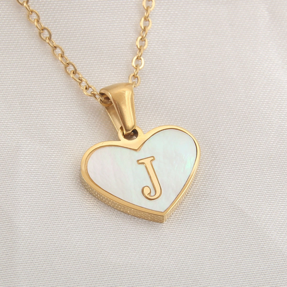 Wholesale Heart Shape Shell Stainless Steel Necklaces